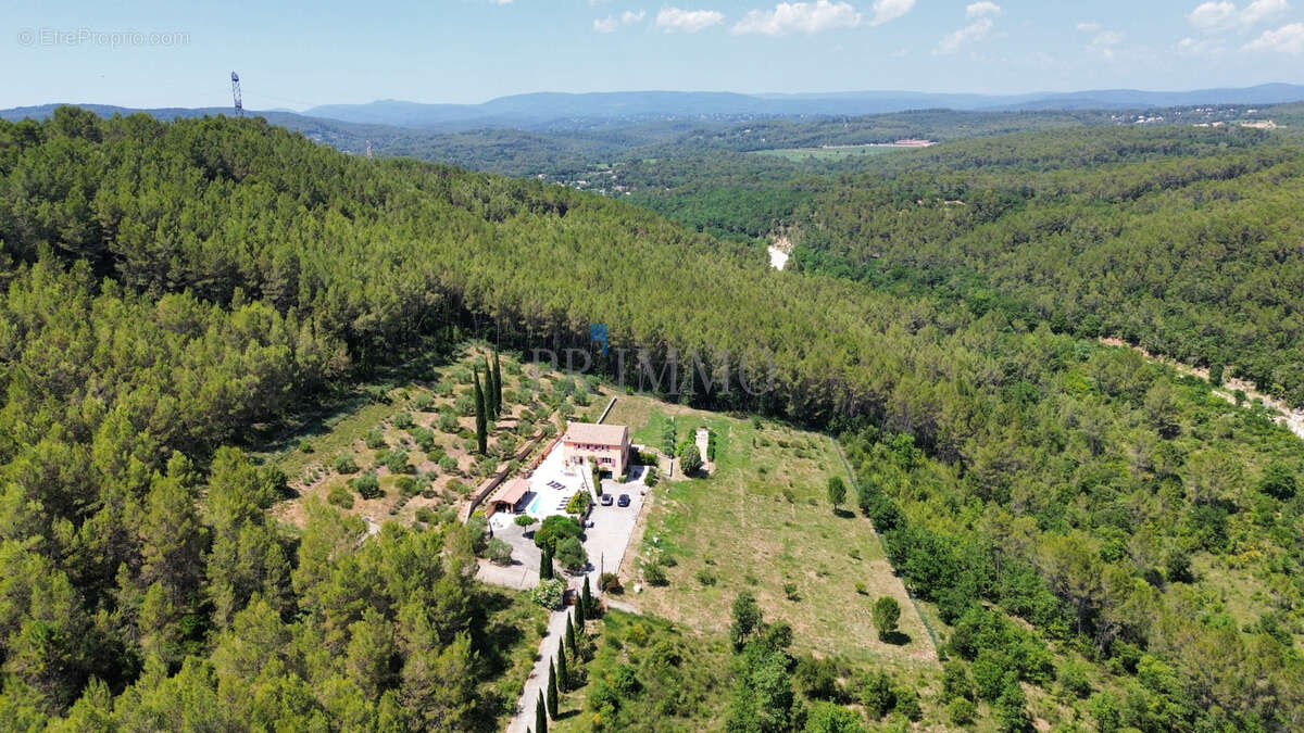Maison à LORGUES