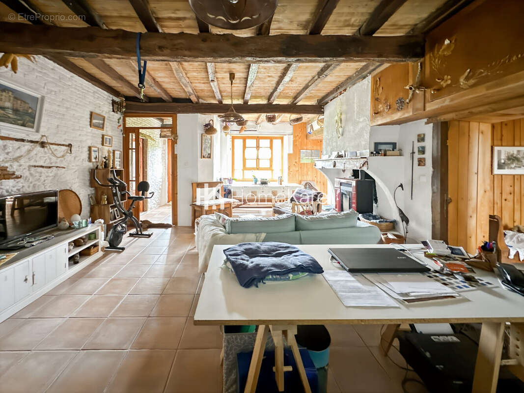 Maison à LEZAT-SUR-LEZE