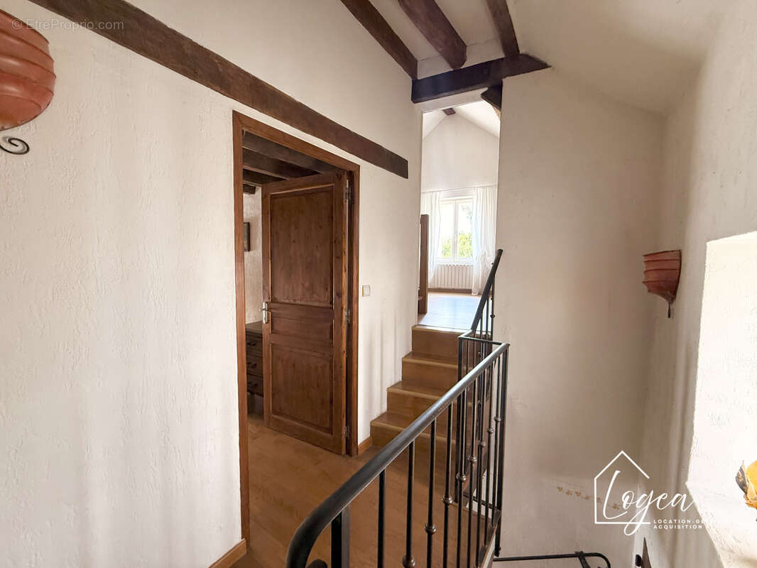 Maison 150 m2 La-Celle-sur-Morin - photo 10