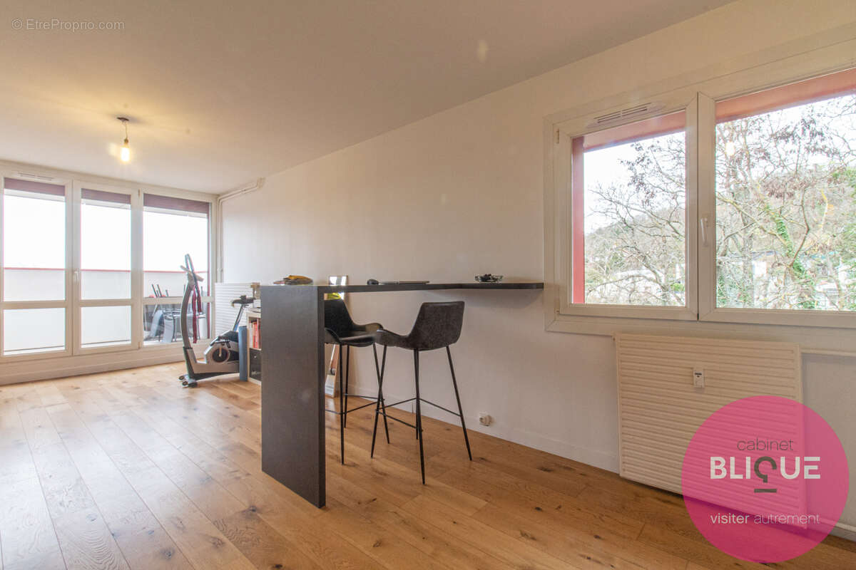 Appartement à MALZEVILLE