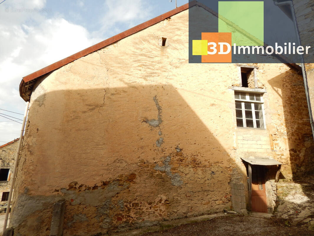 EXTÉRIEUR - Maison à SELLIERES