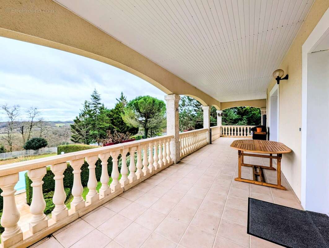 Maison à HAUTEFAGE-LA-TOUR