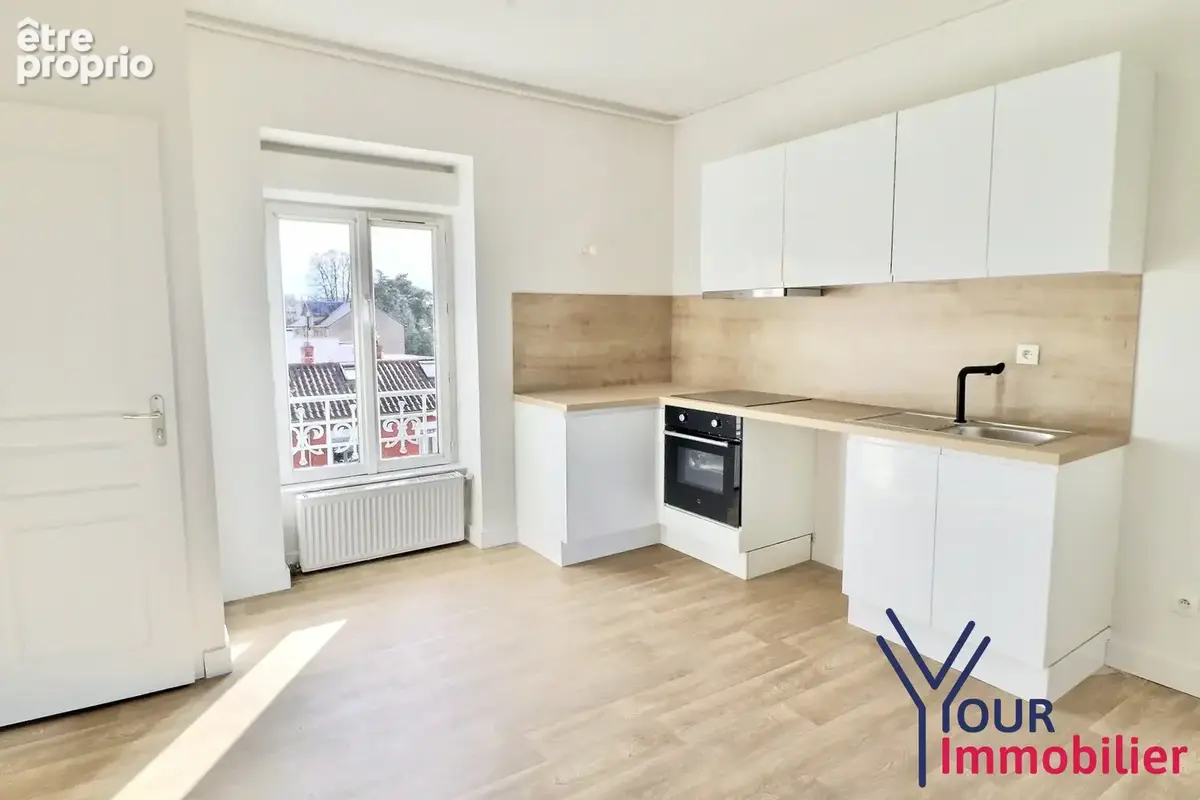 Appartement à TASSIN-LA-DEMI-LUNE
