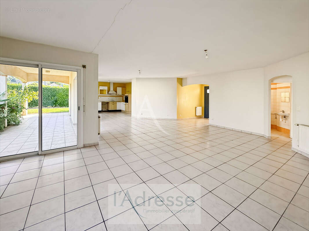 Maison à DURAVEL