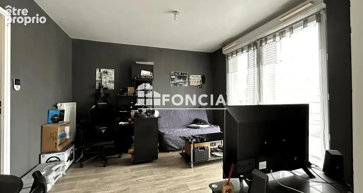 CORBEIL - Studio avec balcon et parking en sous-sol - photo 4