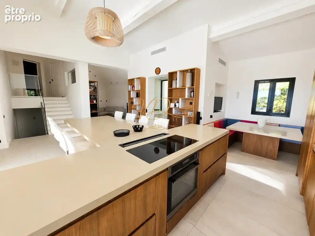Villa avec piscine à débordement et vue mer   La Croix-Valmer - photo 5