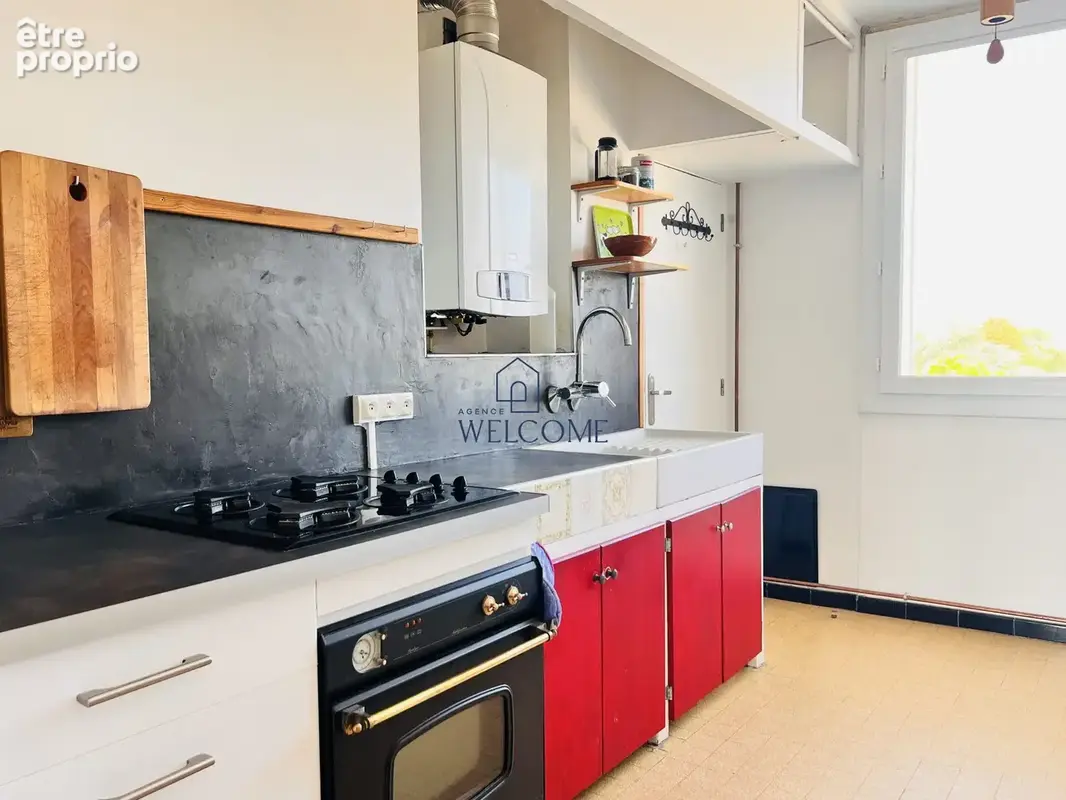 Appartement 4 pièces 72 m² à vendre à Pont-Saint-Esprit (30130) - photo 4