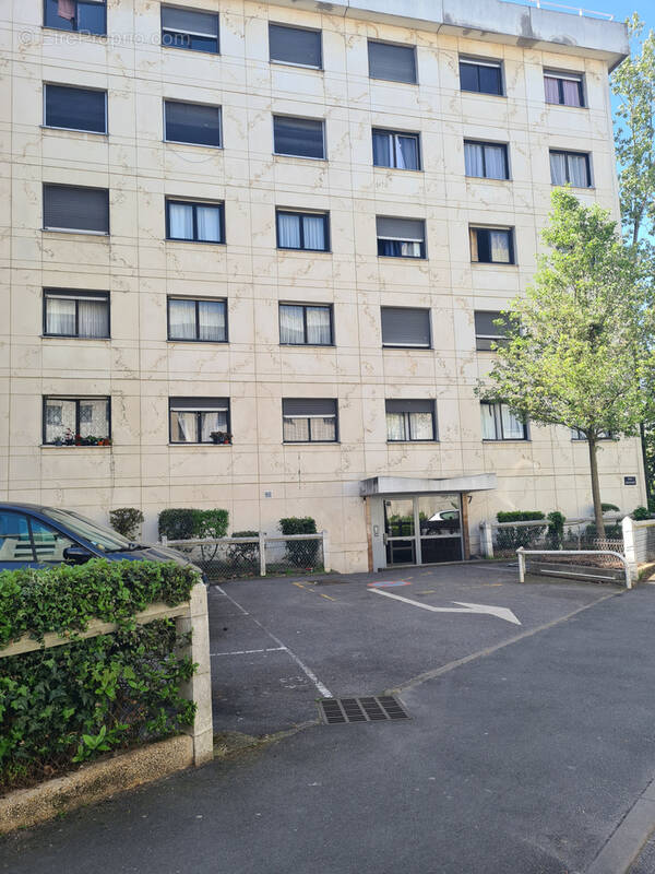 Appartement à GRIGNY