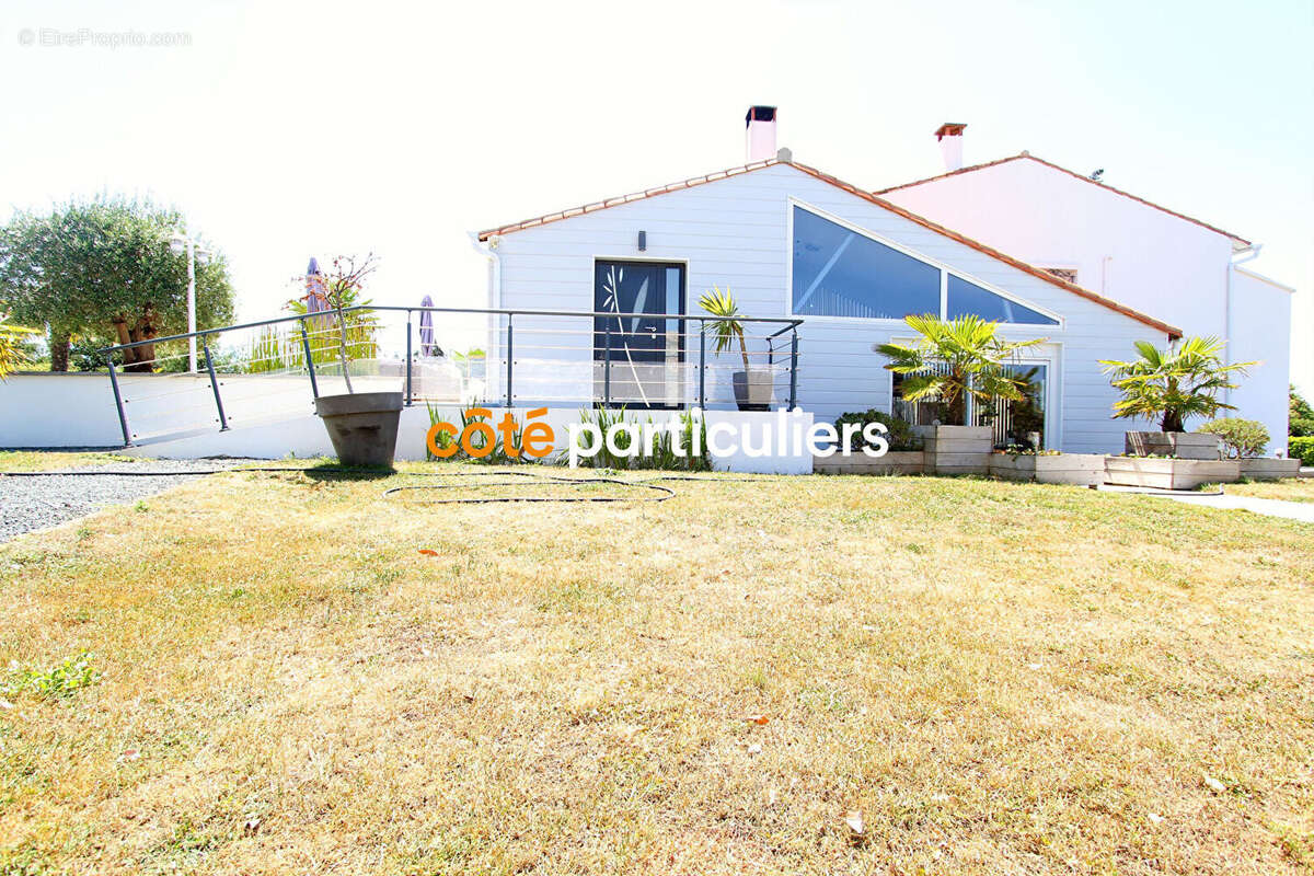 Maison à SAINT-MICHEL-EN-L&#039;HERM