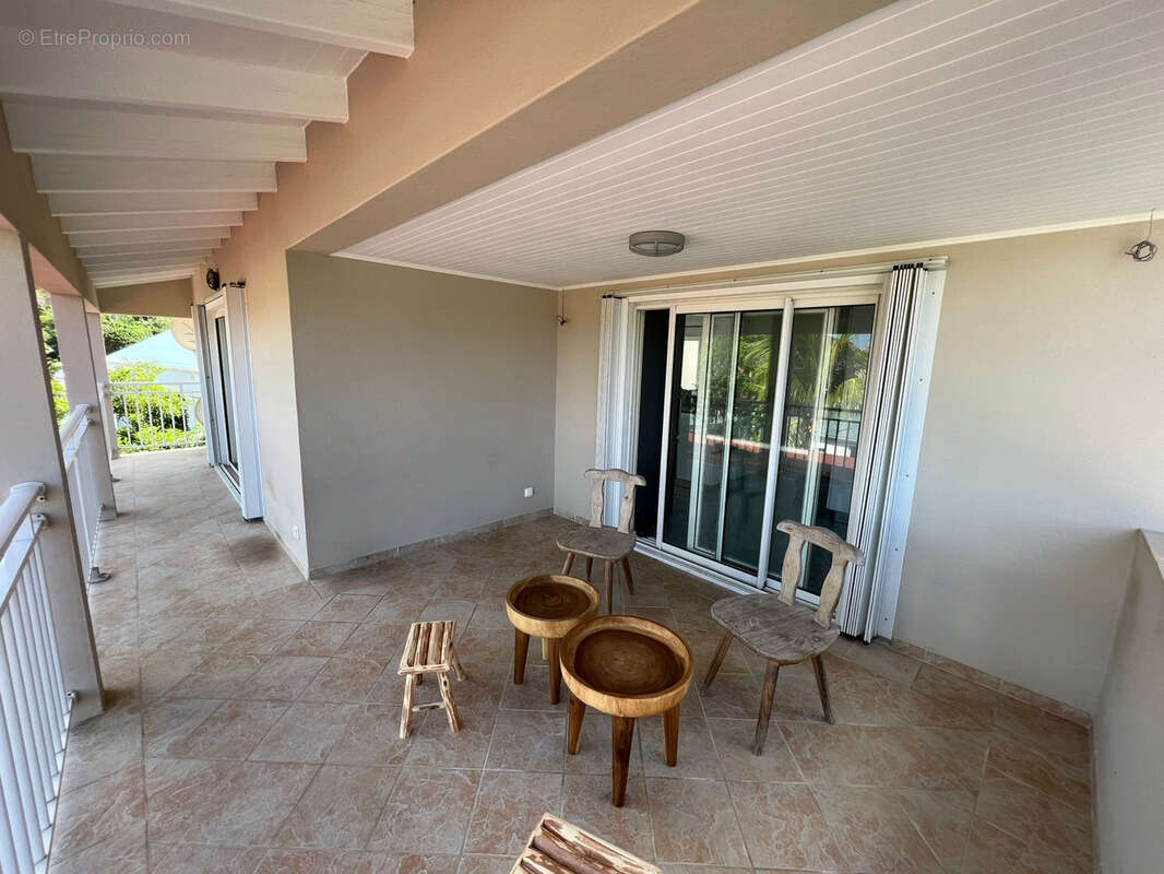 Maison à CAPESTERRE-BELLE-EAU