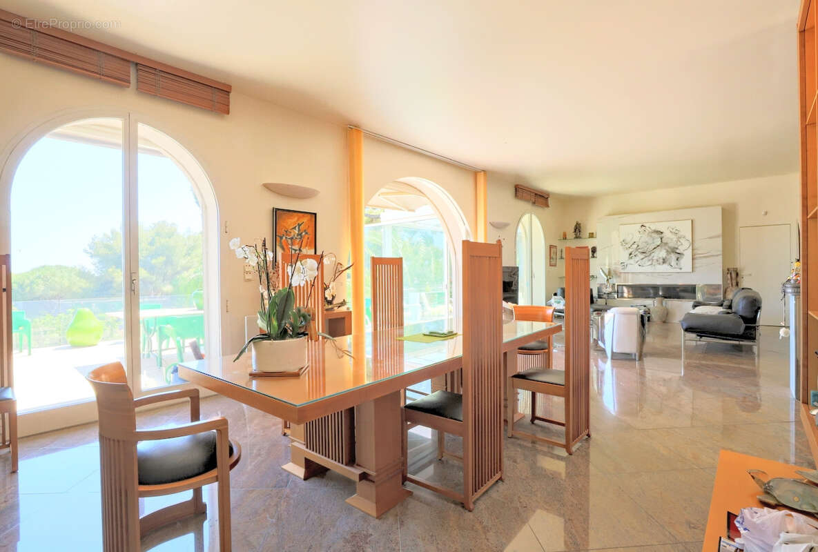 Maison à SANARY-SUR-MER