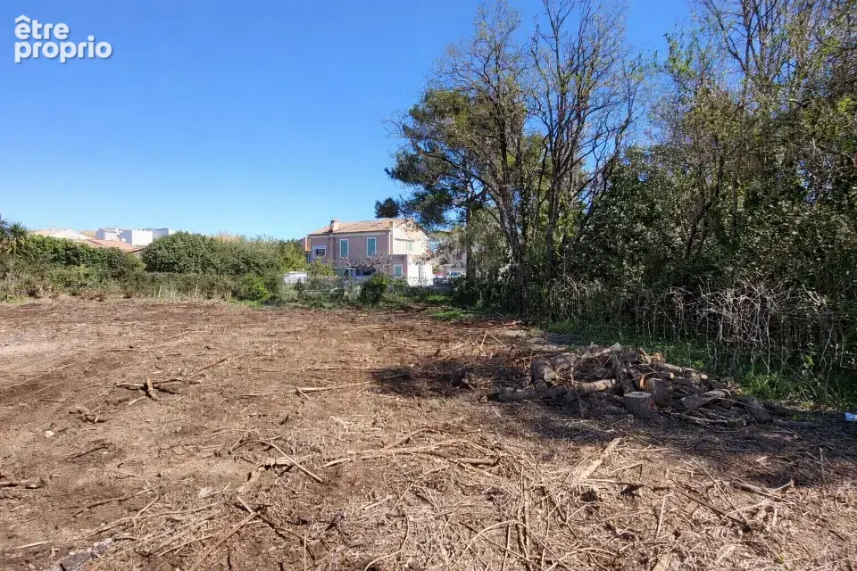 Terrain 205 m² à La Crau  - photo 3
