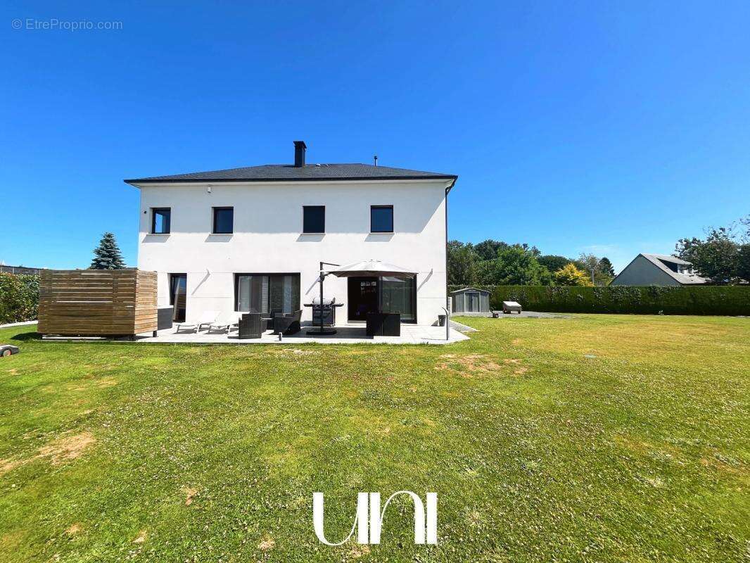 Maison à LE FRESNE-CAMILLY