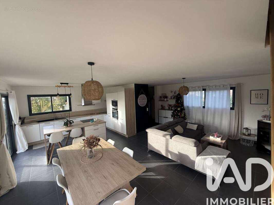 Photo 3 - Maison à LE TORQUESNE