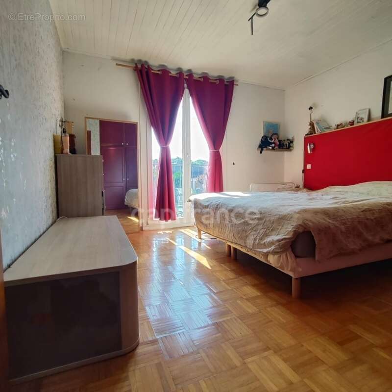 Maison à LES AVENIERES