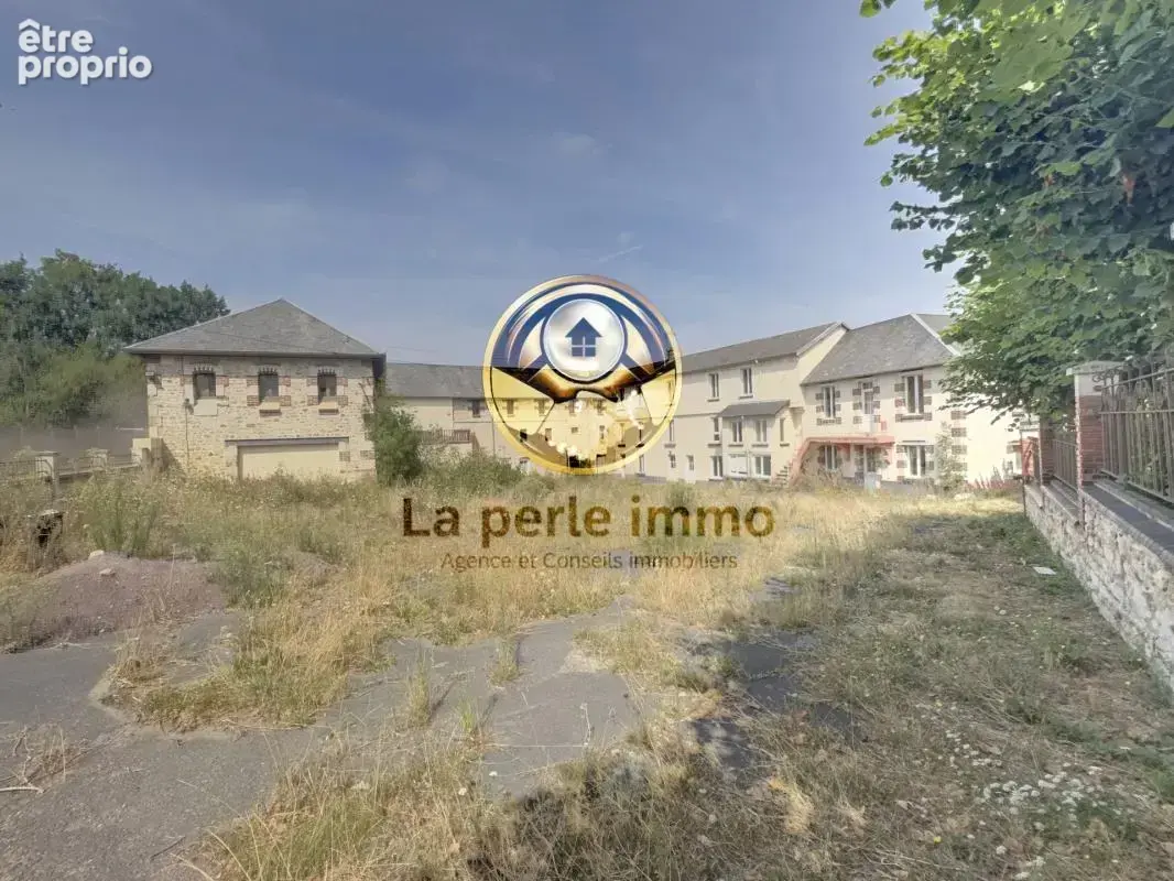 Immeuble de 677 m² sur terrain de 2506 m² à Barbery 14220 - photo 2