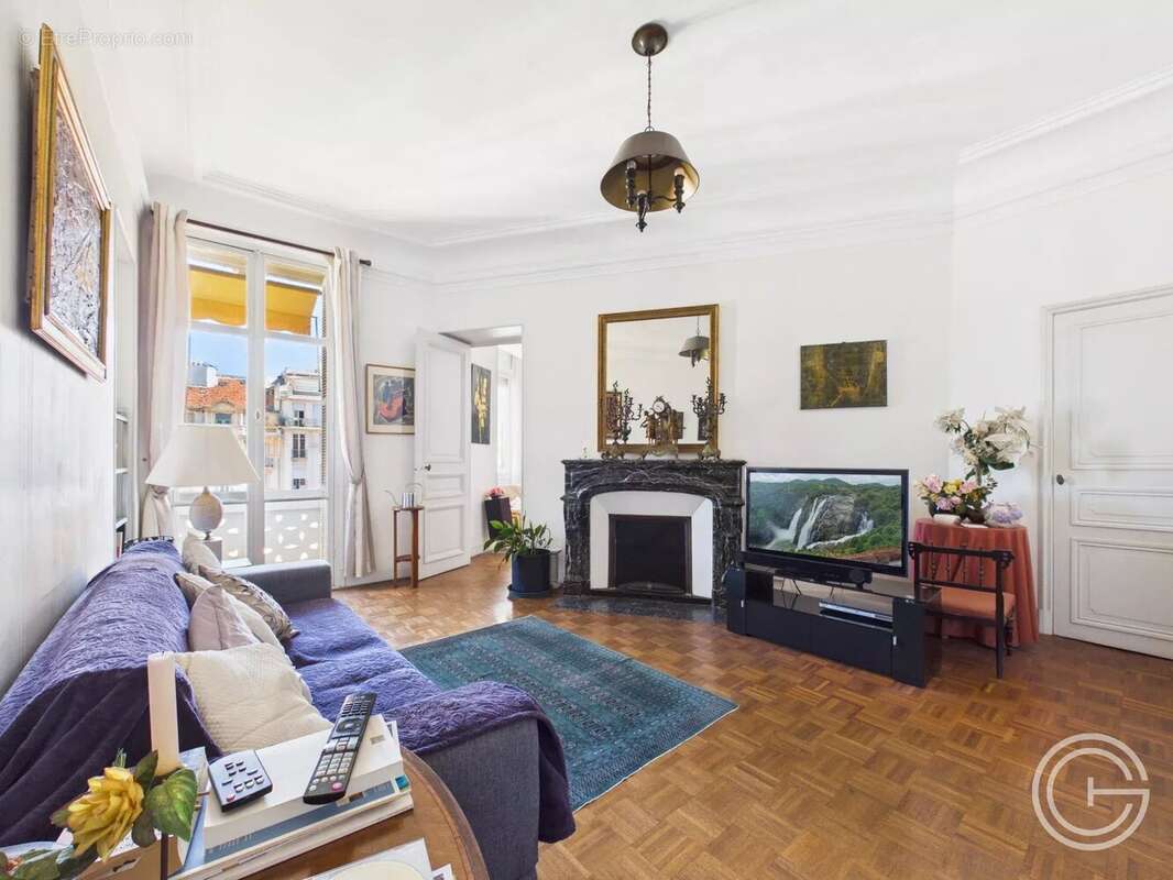 Appartement 6 Pièces 203m² - Bd Victor Hugo - NICE Carré d'Or - photo 9
