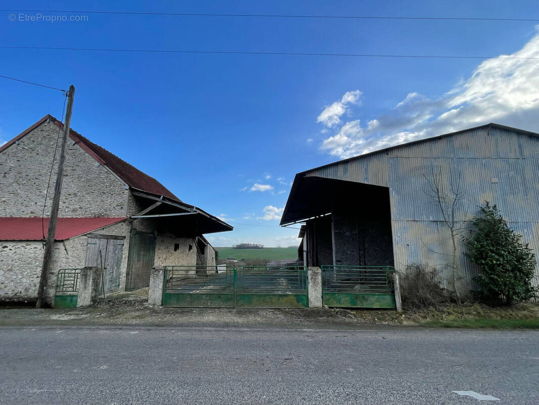 Photo 1 - Autre à LA CHAPELLE-MOUTILS