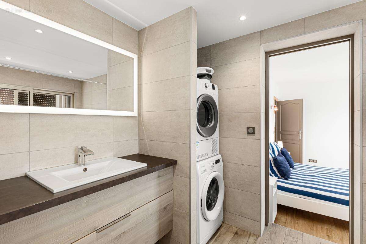Appartement 4 pièces avec vue Port Vauban, mer et montagnes – Antibes - photo 11