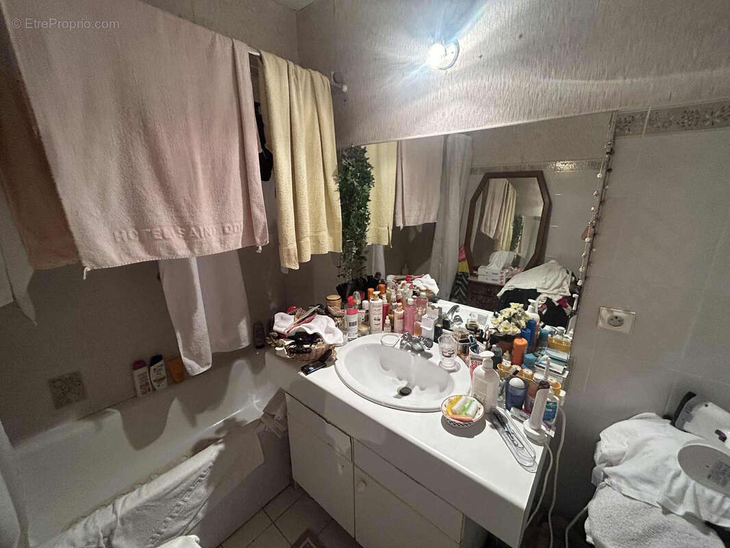 Autre à SAINT-RAPHAEL