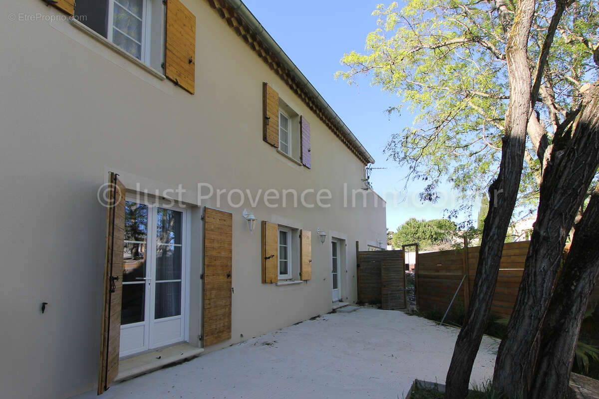 Appartement à CAROMB