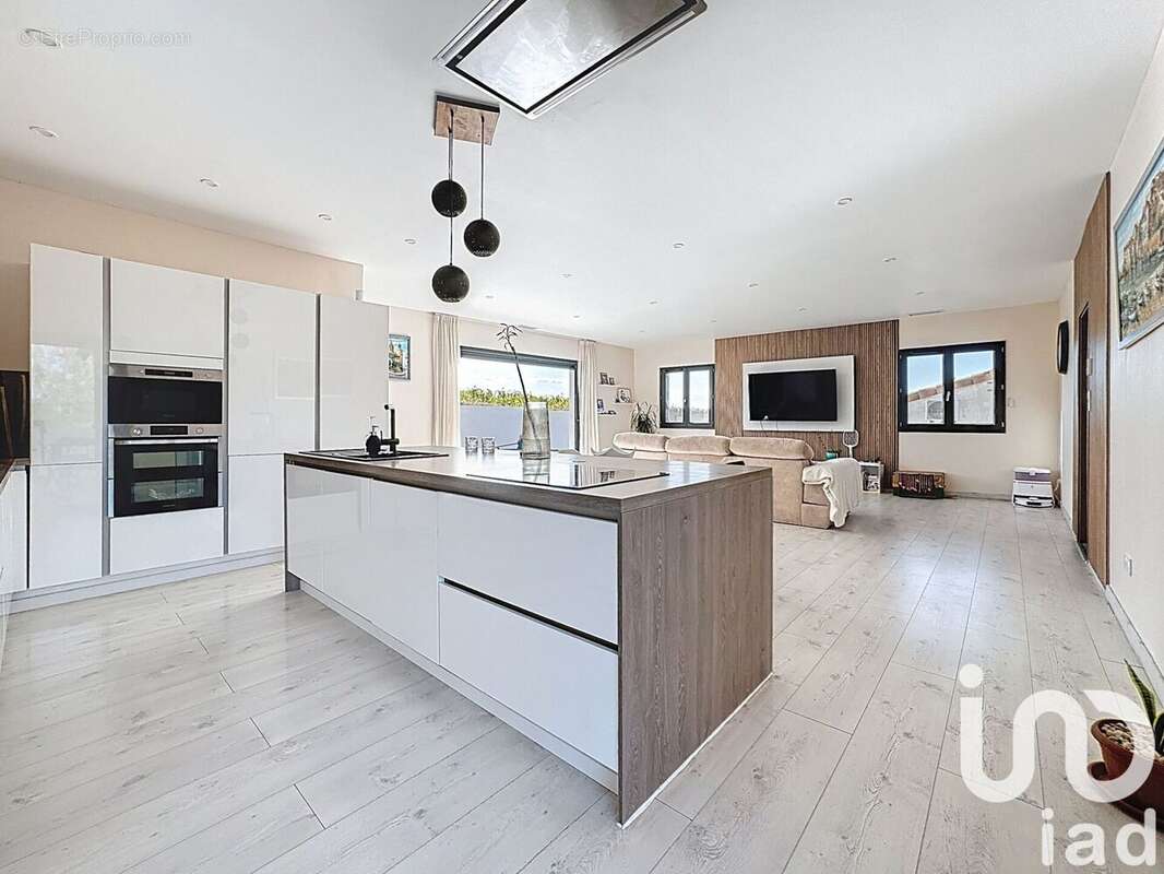 Photo 4 - Maison à CAZILHAC