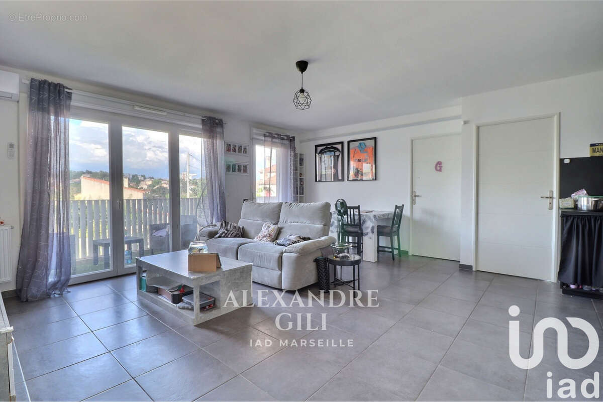 Photo 2 - Appartement à MARSEILLE-13E