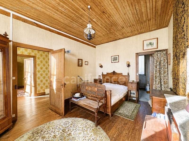 Maison à CHEVANCEAUX