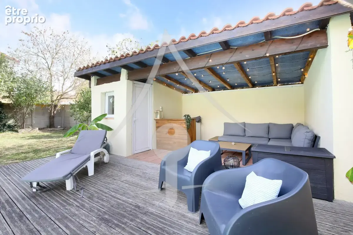 Maison de village T6 - Garage - Piscine - Jardin - Dépendance à LAVERNOSE-LACASSE - photo 21
