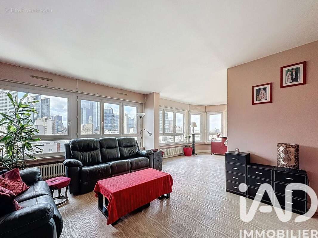 Photo 2 - Appartement à COURBEVOIE