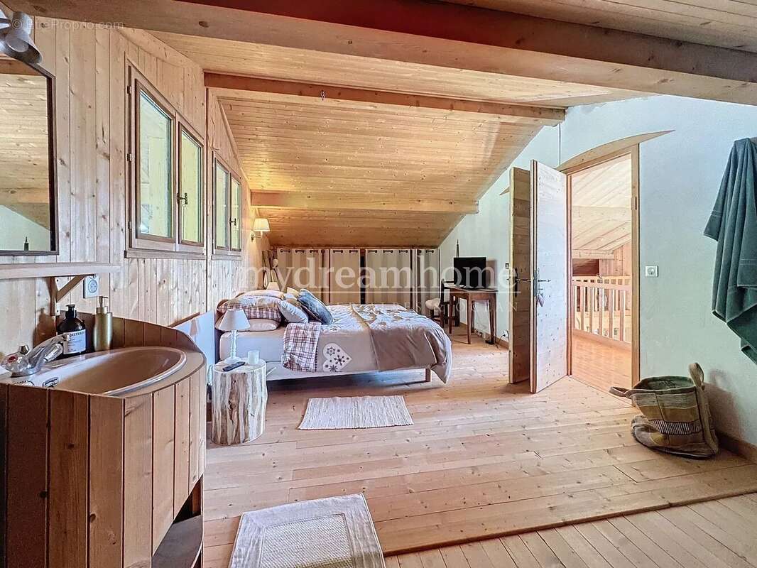 Maison à SAINT-NICOLAS-LA-CHAPELLE