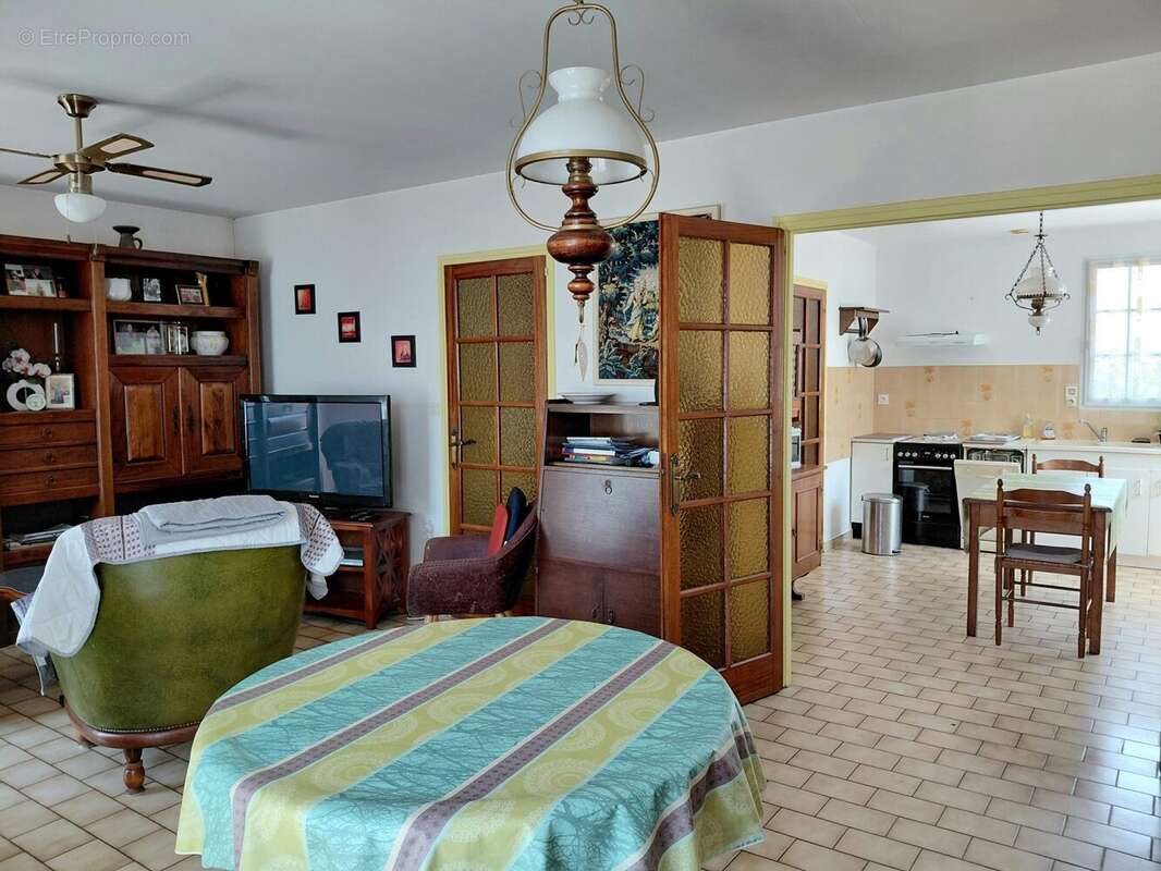 Maison à SAINT-CHRISTOPHE-DU-LIGNERON