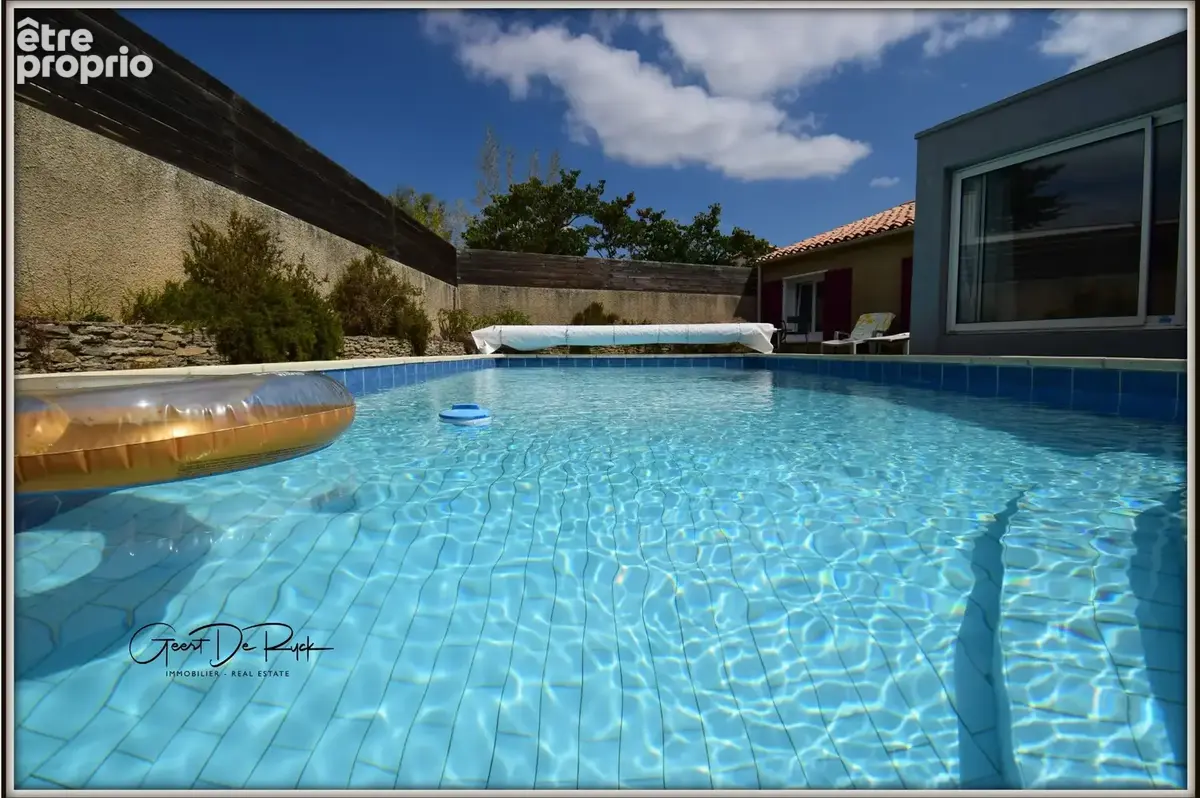 CARCASSONNE proche centre ville. Maison T6 Plain pied sur terrain de 508 m² avec grand garage et piscine - photo 5