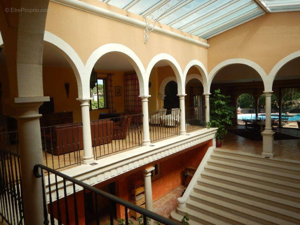 Maison type Hacienda Nimes Garrigue - photo 4