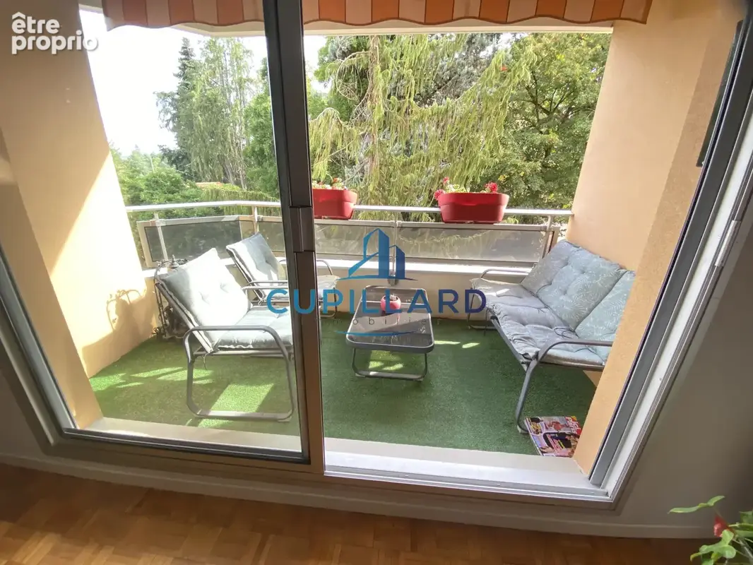 Appartement 4 pièces 89 m² · à Riorges · 89 m² · 160 000 €