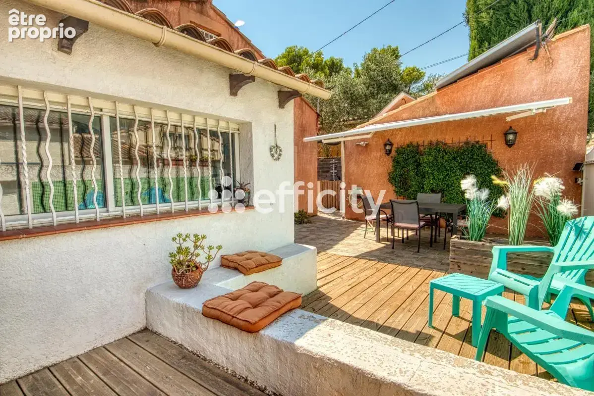 Maison 97 m² à Saint-Mitre-Les-Remparts  - photo 2