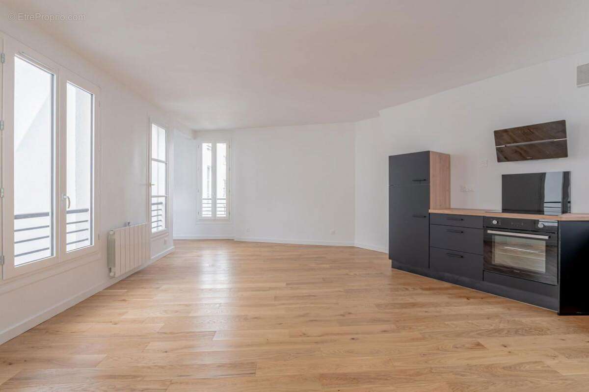 Appartement à PARIS-3E