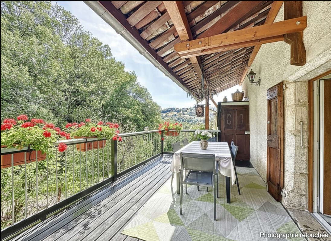 Maison à SAINT-GEOIRE-EN-VALDAINE