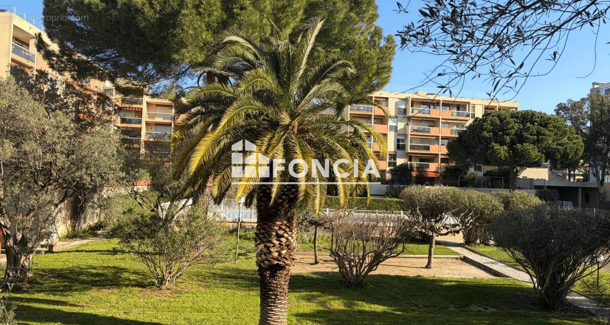 Appartement à HYERES