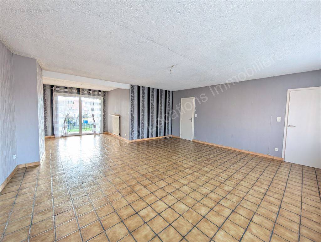 Maison à COUDEKERQUE-BRANCHE