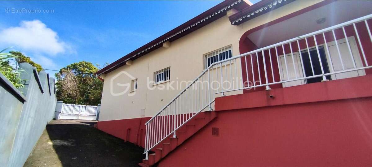 Maison à SAINTE-SUZANNE