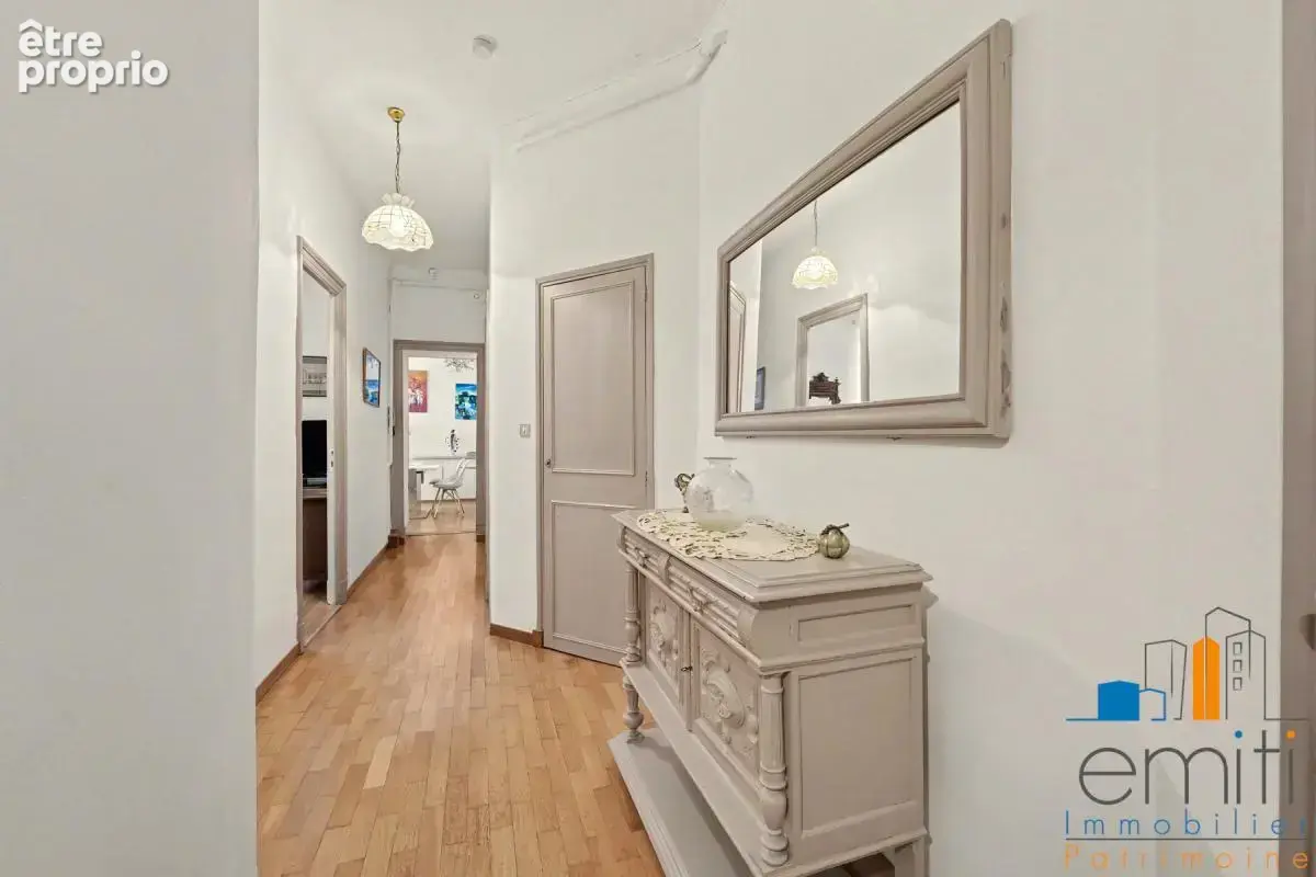 Toulouse centre – appartement de caractère 155 m² carrez – cave – parking - photo 5