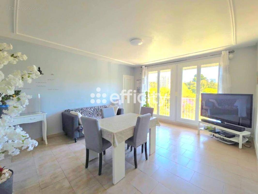 Appartement à MARSEILLE-10E