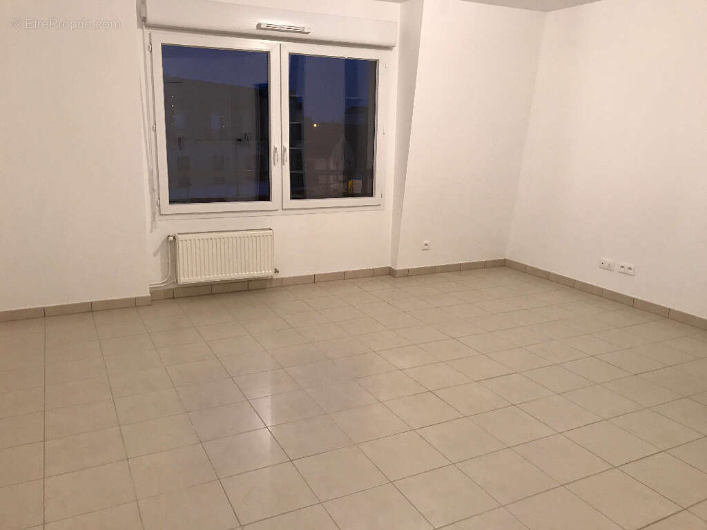 Appartement à LE RAINCY