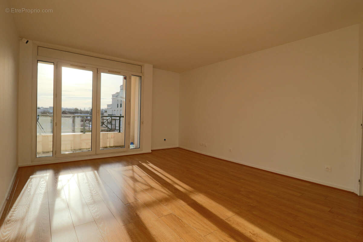Appartement à LIVRY-GARGAN