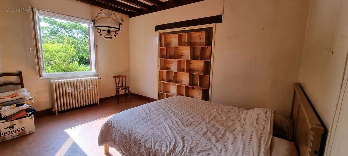 Ensemble immobilier maison de 265 m² hab avec dépendances  sur  1 Ha - photo 15