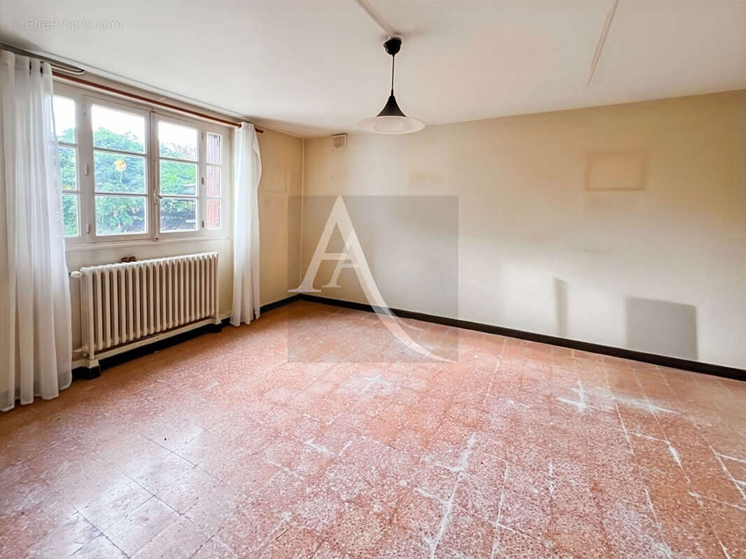 Maison à MONSEMPRON-LIBOS