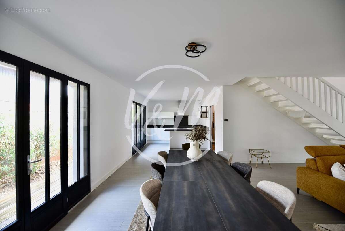 Maison 156 m² à Andernos-Les-Bains  - photo 5