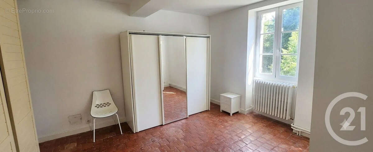 Maison à BAZOCHES