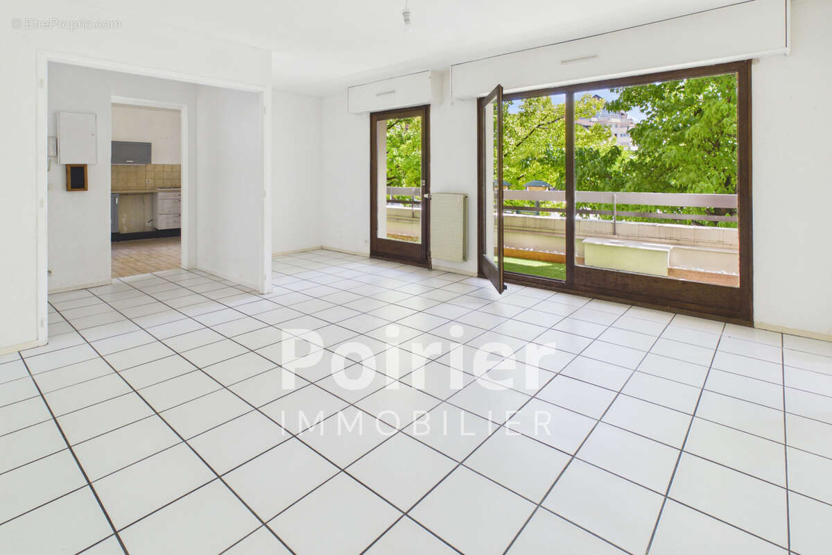 Appartement à THONON-LES-BAINS